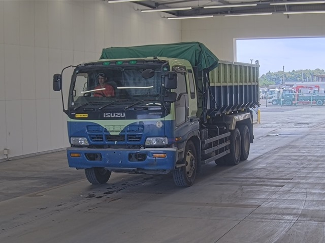 ISUZU GIGA