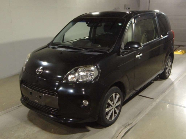TOYOTA PORTE