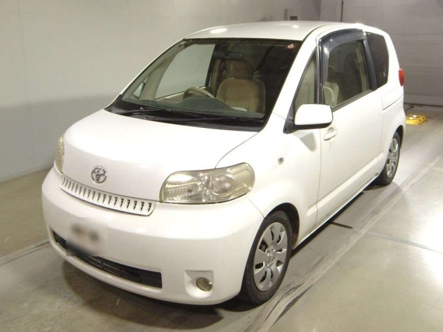 TOYOTA PORTE