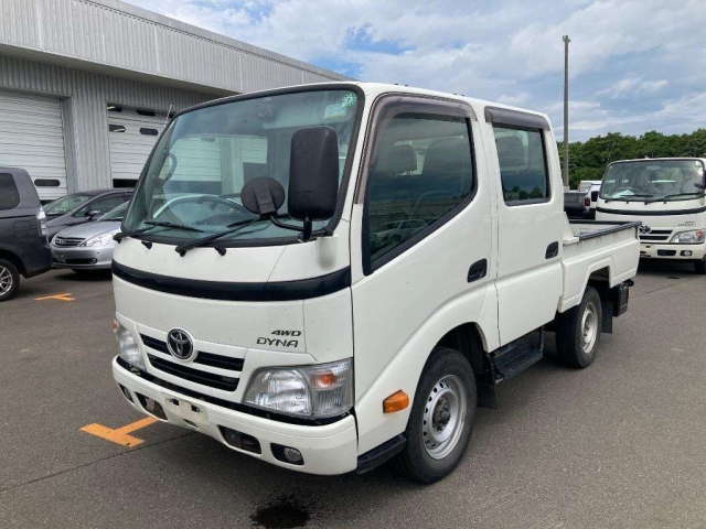 TOYOTA DYNA