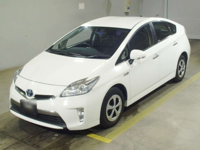 TOYOTA PRIUS PHV