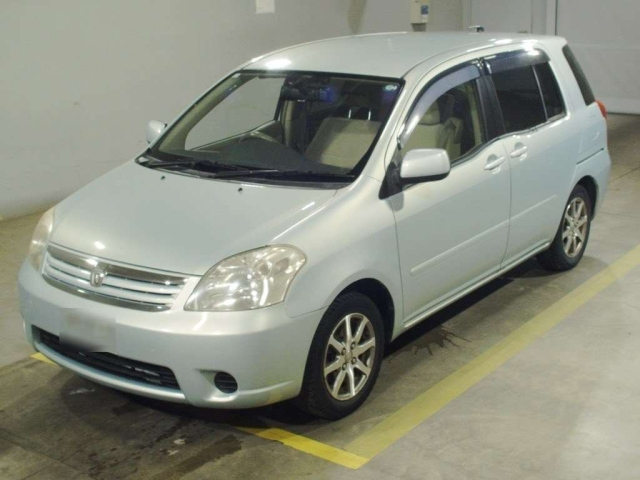 TOYOTA RAUM