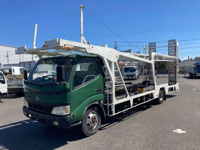 TOYOTA DYNA