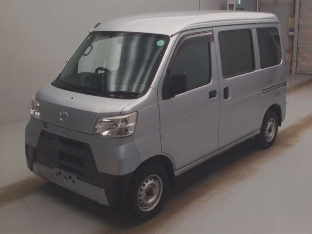 TOYOTA PIXIS VAN