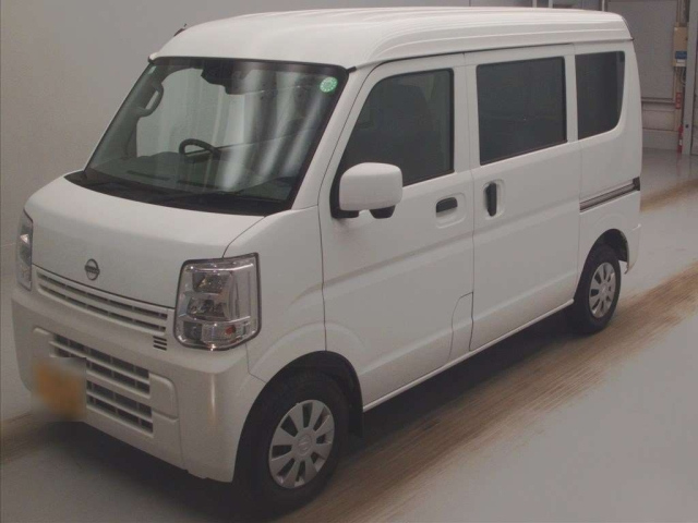 NISSAN CLIPPER VAN