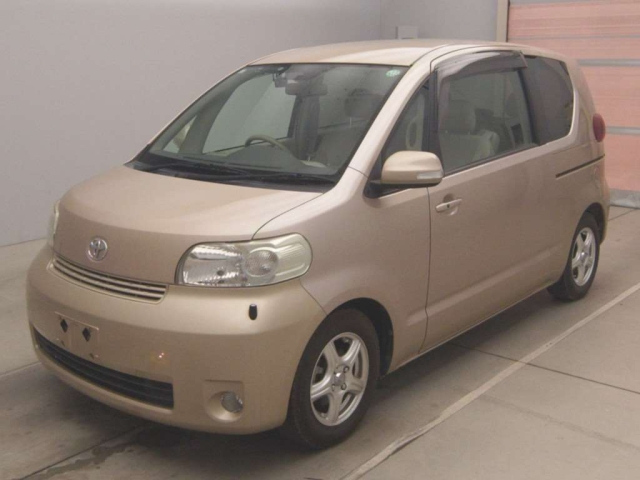 TOYOTA PORTE