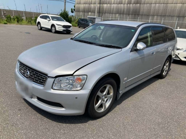 NISSAN STAGEA