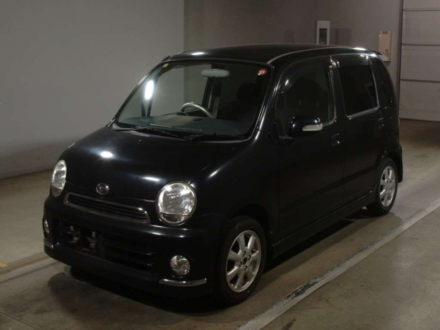 DAIHATSU MOVE LATTE