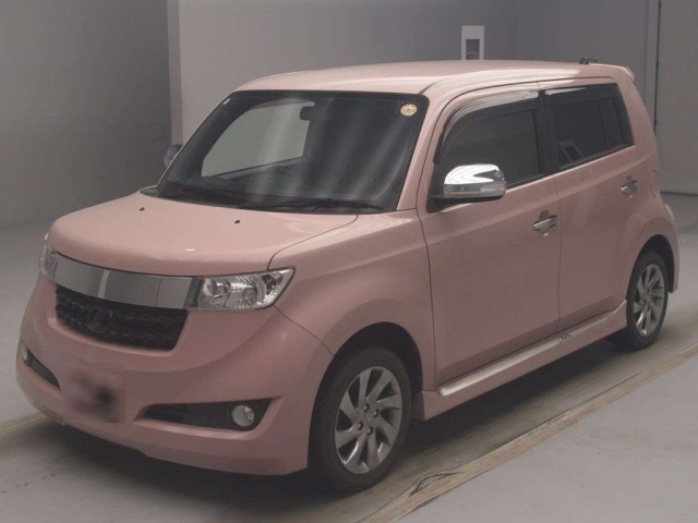 TOYOTA BB