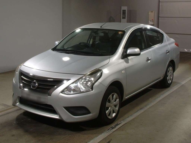 NISSAN LATIO
