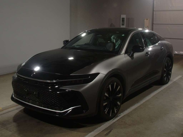 TOYOTA CROWN CROSSOVER