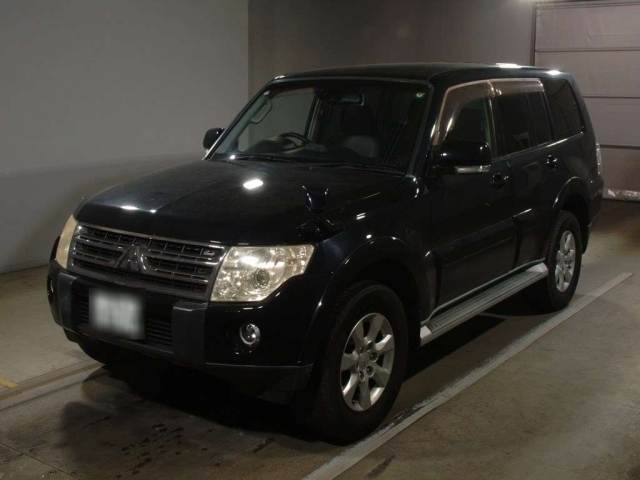 MITSUBISHI PAJERO