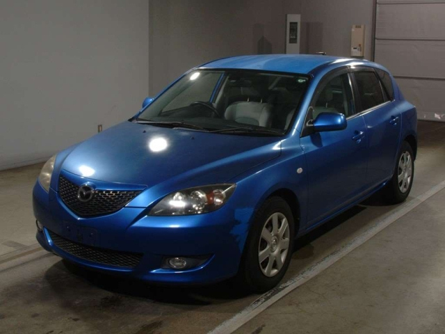 MAZDA AXELA