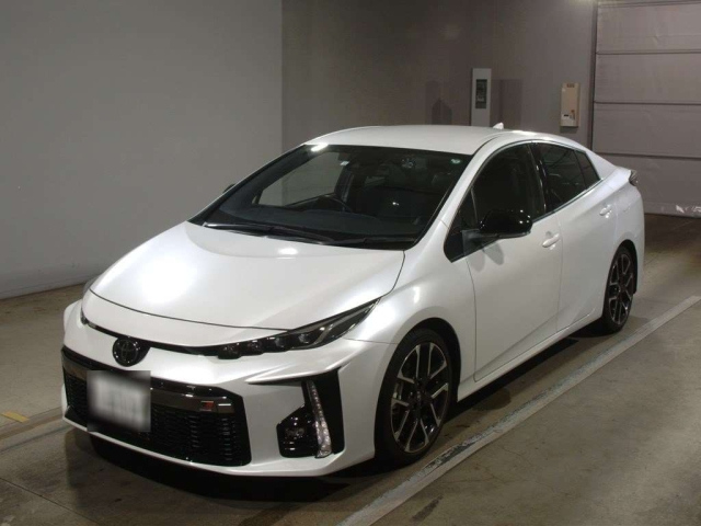 TOYOTA PRIUS PHV