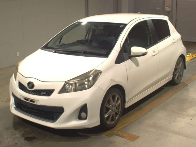 TOYOTA VITZ