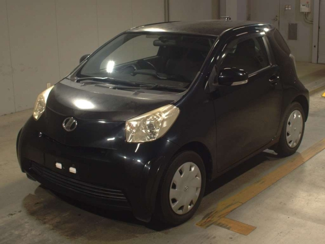 TOYOTA IQ