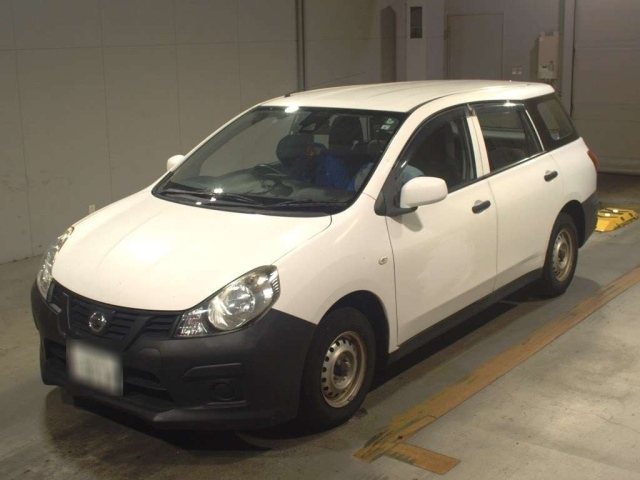 NISSAN AD