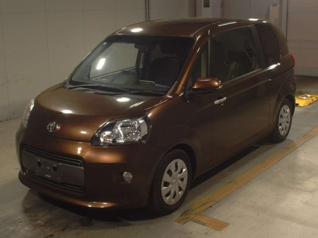 TOYOTA PORTE