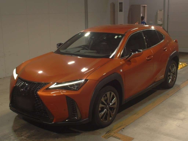 LEXUS UX