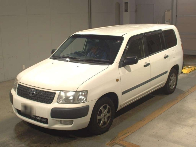 TOYOTA SUCCEED