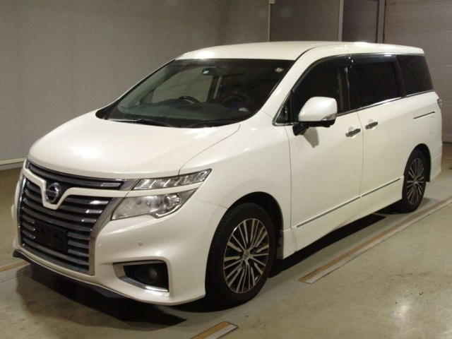 NISSAN ELGRAND