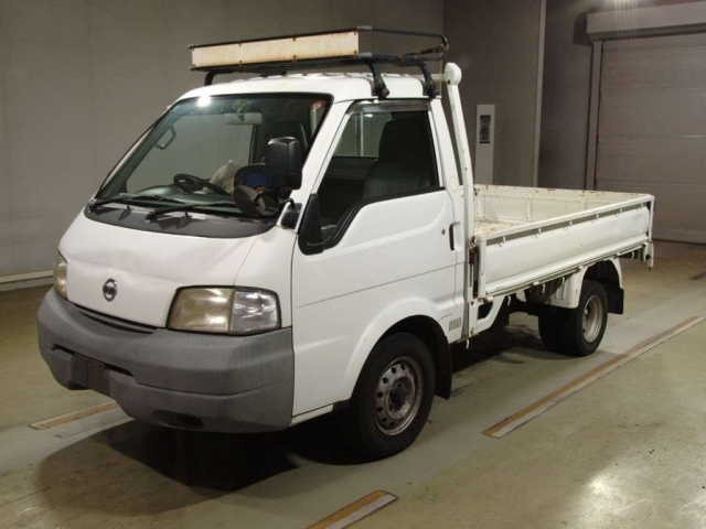 NISSAN VANETTE TRUCK