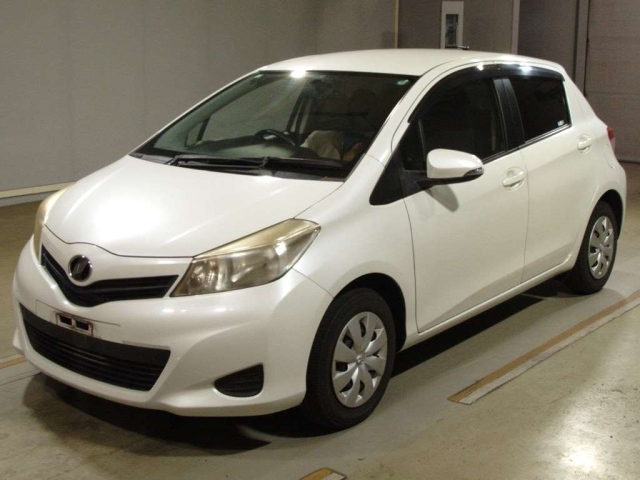 TOYOTA VITZ