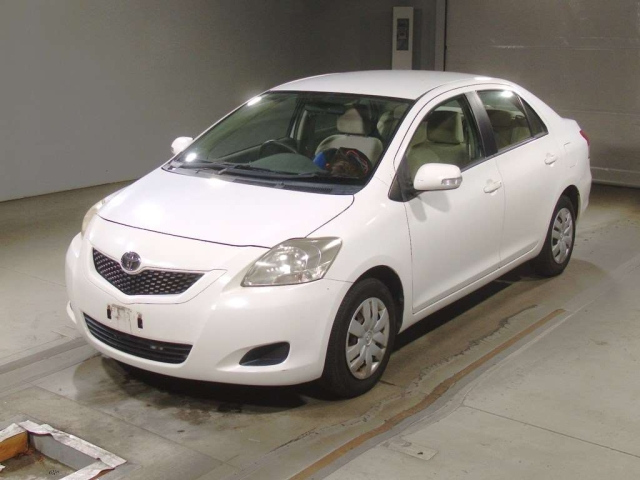 TOYOTA BELTA