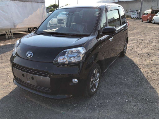 TOYOTA PORTE