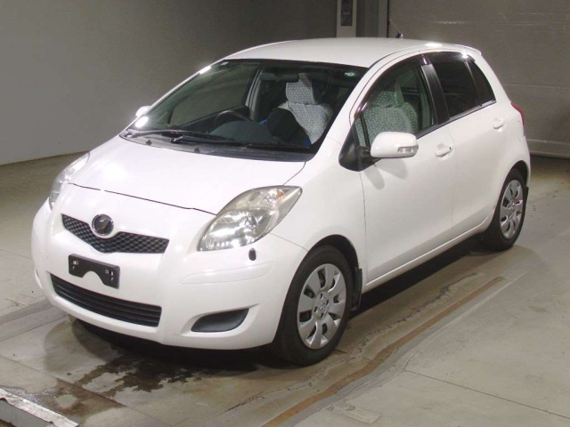 TOYOTA VITZ