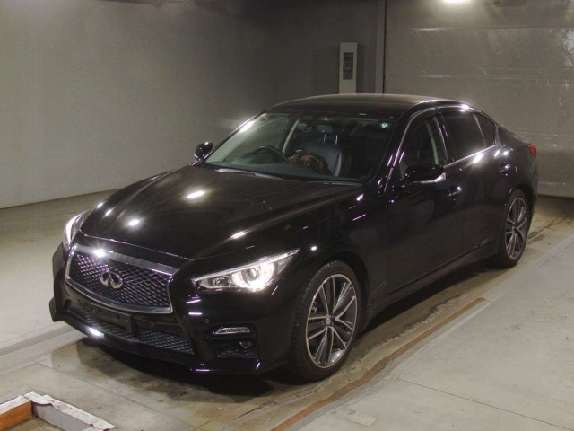 NISSAN SKYLINE
