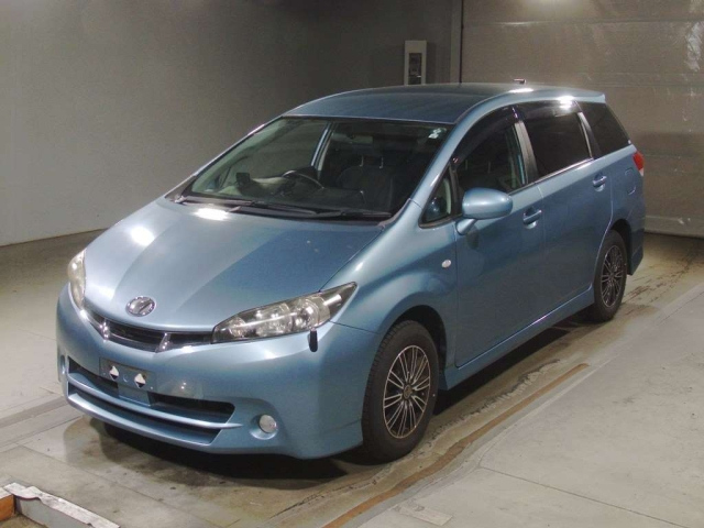 TOYOTA WISH
