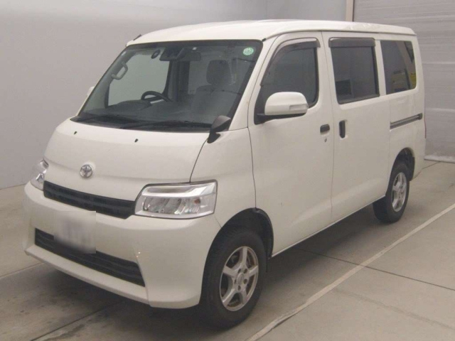 TOYOTA TOWN ACE VAN