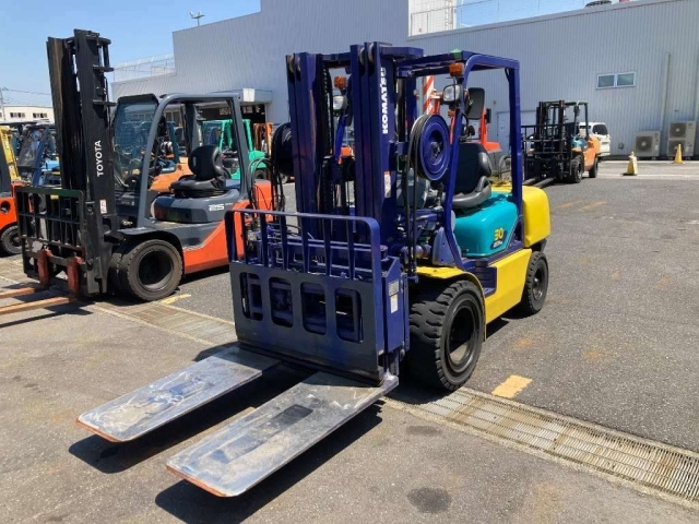 KOMATSU FORKLIFT