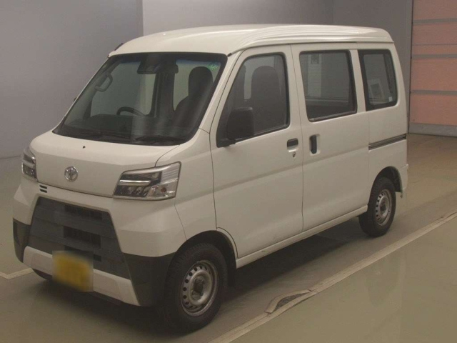 TOYOTA PIXIS VAN