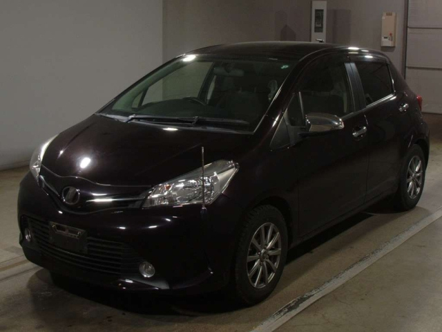 TOYOTA VITZ