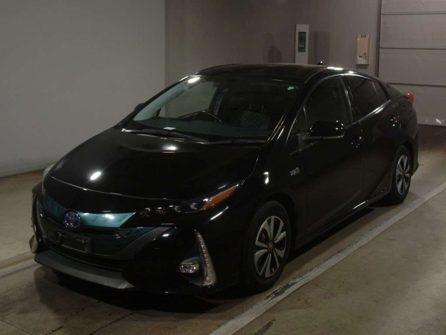 TOYOTA PRIUS PHV
