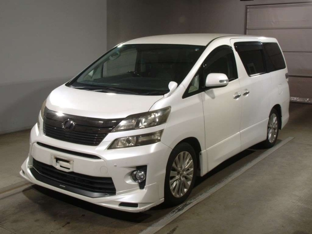 TOYOTA VELLFIRE