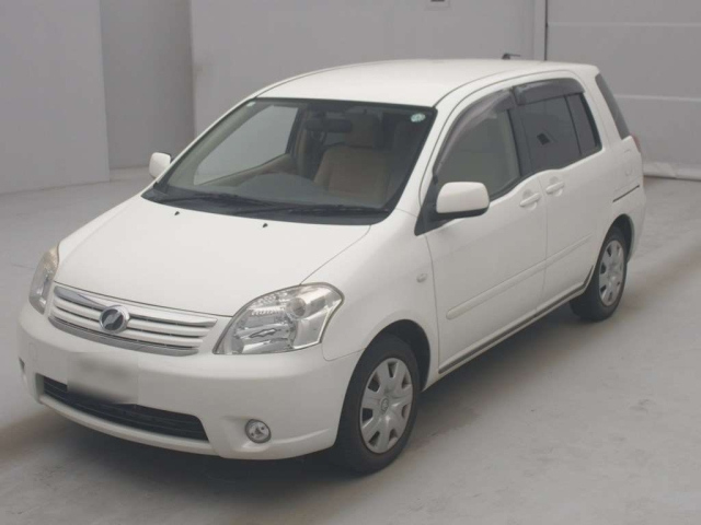 TOYOTA RAUM