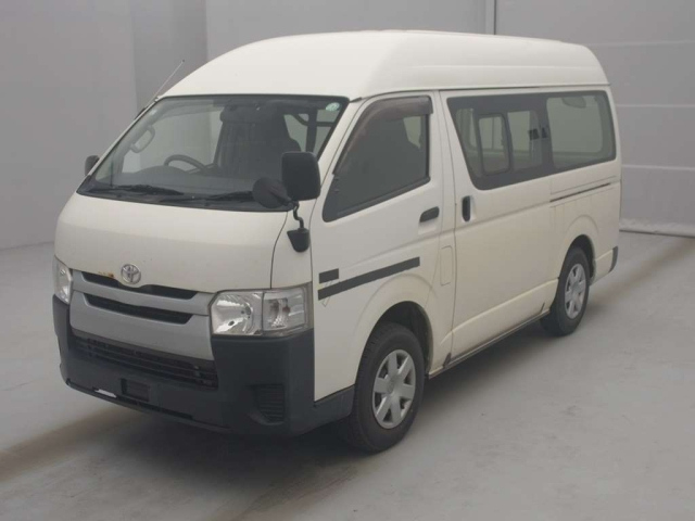 TOYOTA REGIUS ACE VAN