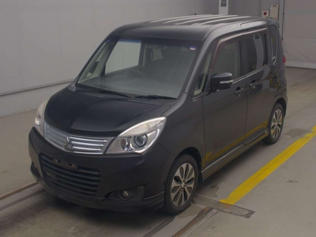 MITSUBISHI DELICA D2