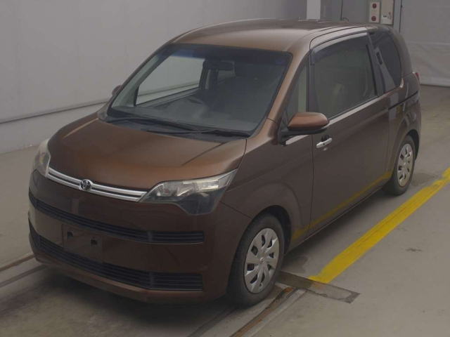 TOYOTA SPADE