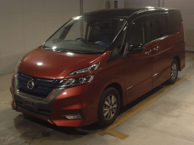 NISSAN SERENA