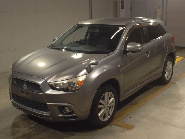 MITSUBISHI RVR