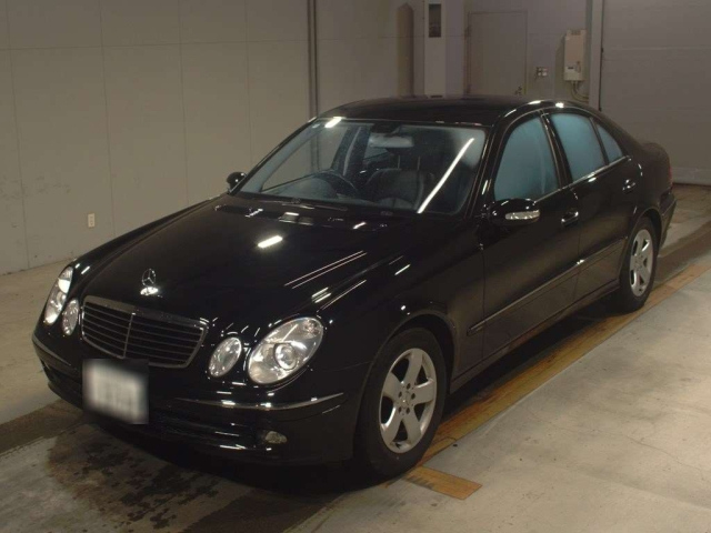 MERCEDES BENZ E CLASS