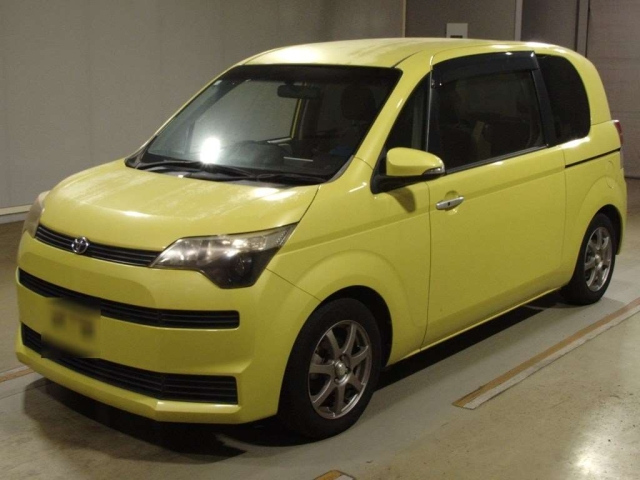 TOYOTA SPADE