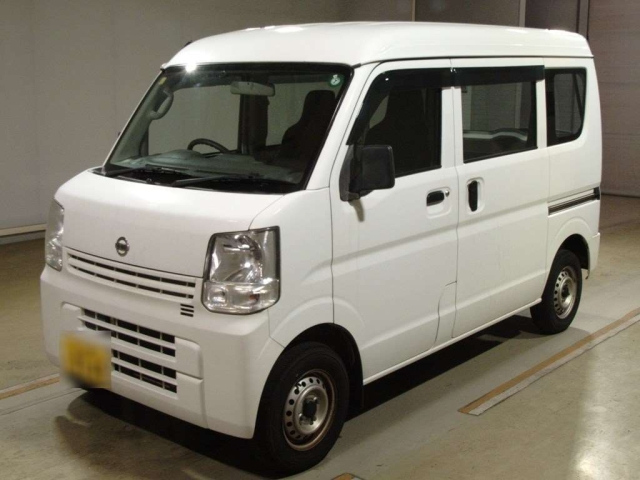 NISSAN CLIPPER VAN