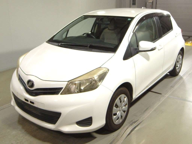 TOYOTA VITZ
