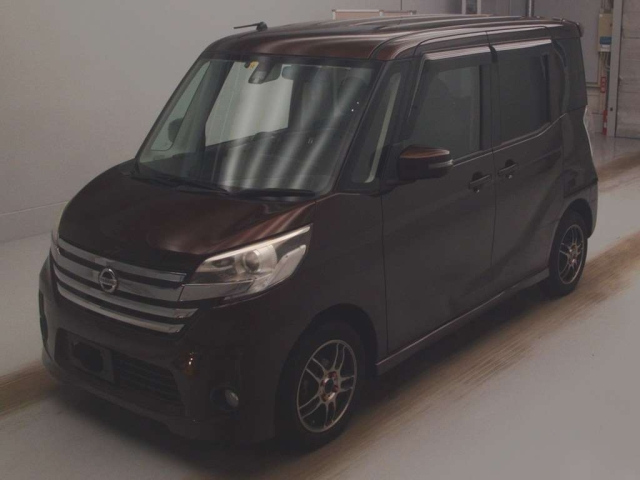 NISSAN DAYZ ROOX