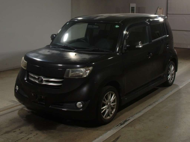 TOYOTA BB